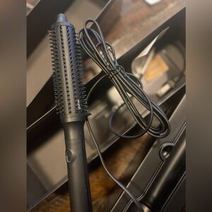 GHD rise, volumizing hot brush new inbox